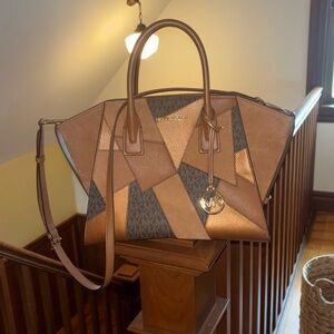 Michael Kors tote bag